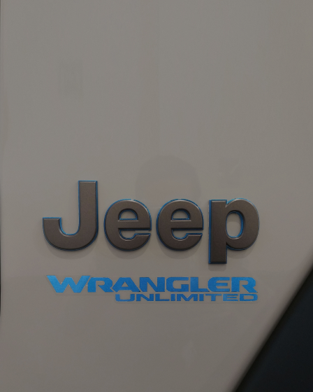 Jeep® Wrangler Unlimited logosu